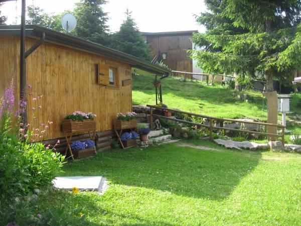 Campeggio Branchetto Bosco Chiesanuova Ngoại thất bức ảnh